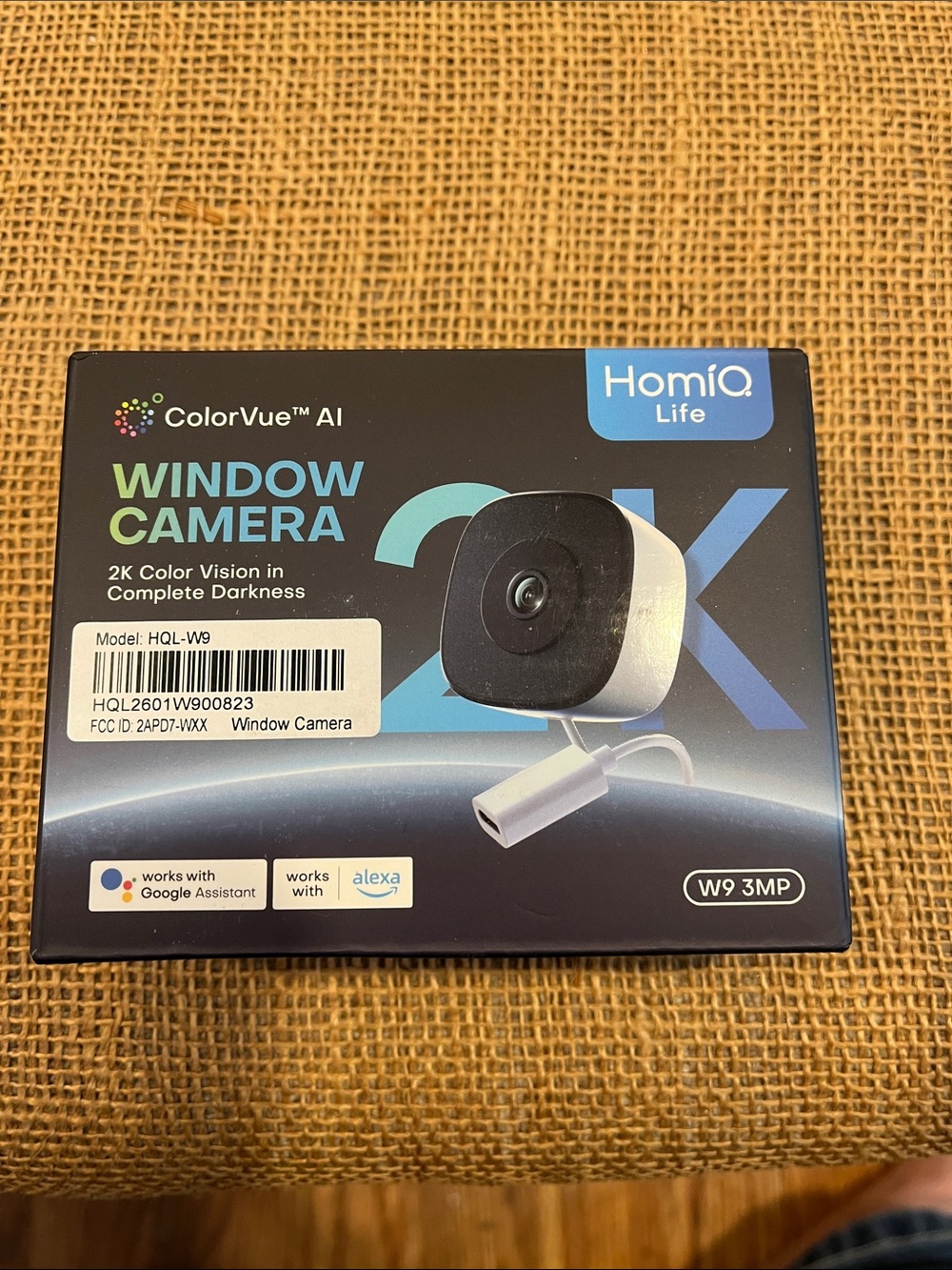 Life ColorVue AI 2K Window Camera - Black and White